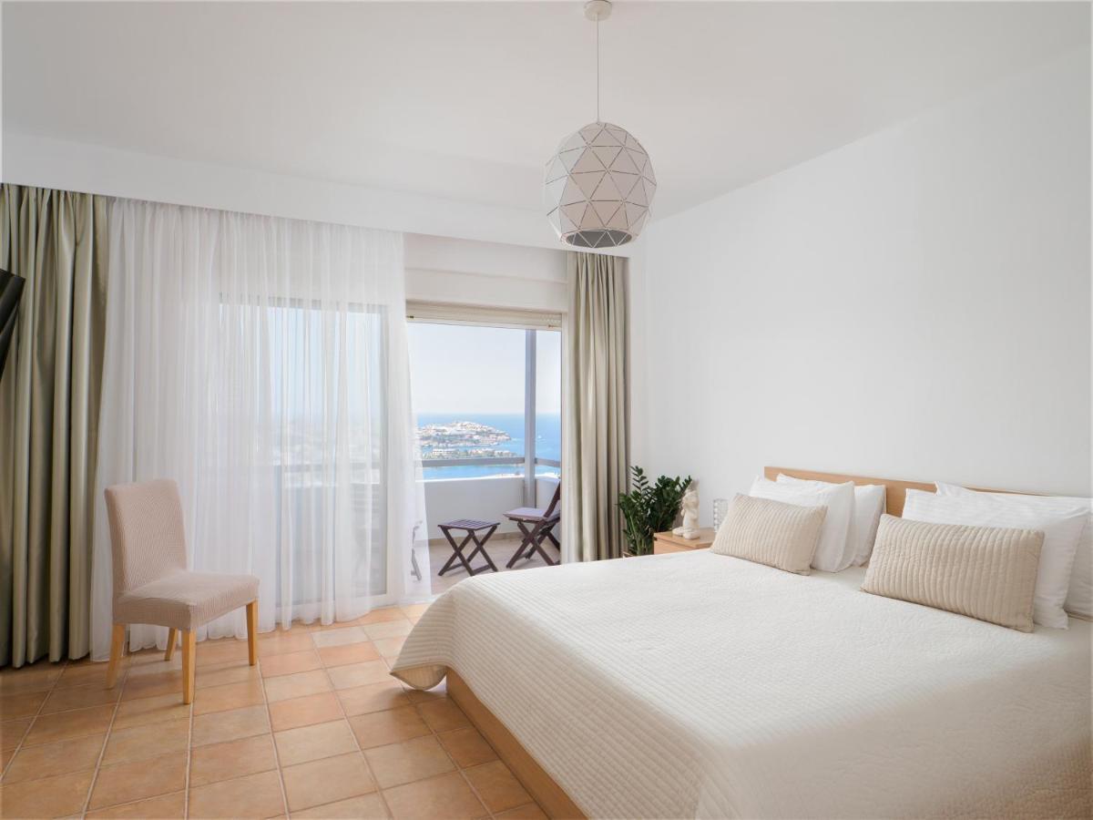 Wild Pear Villa *